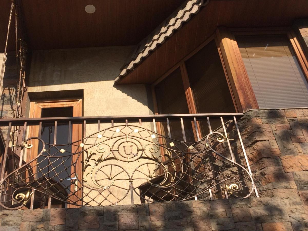 Crystal Villa Hotel Yerevan Exterior photo